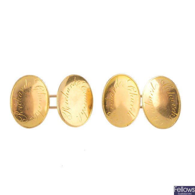 A pair of George III 18ct gold memorial cufflinks.