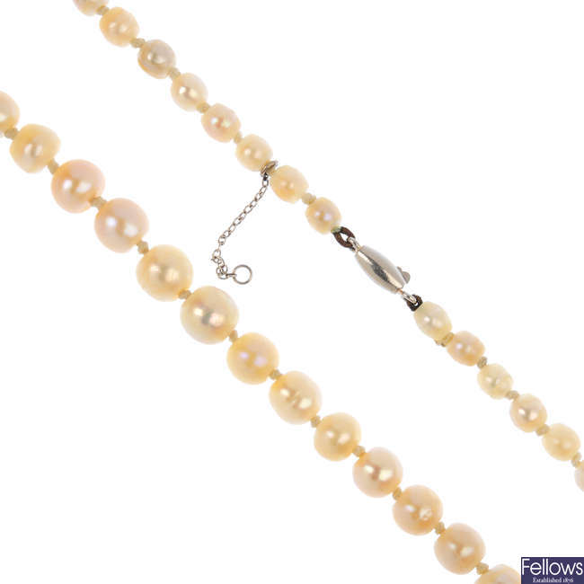 A natural saltwater pearl single-strand necklace.