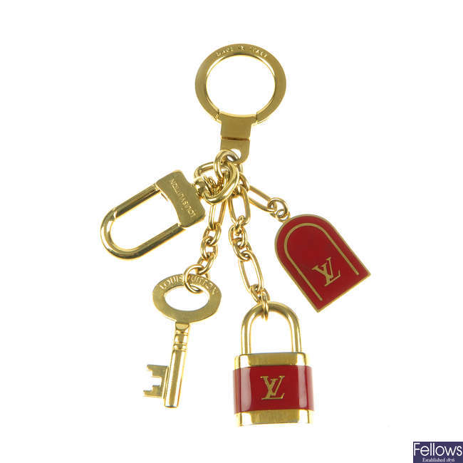 LOUIS VUITTON - a Porte Cles Cadenas key holder.