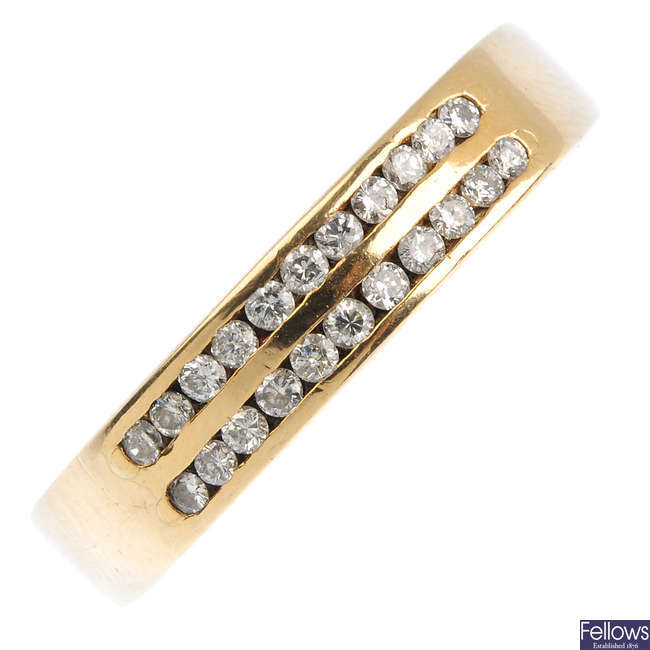 A 14ct gold diamond band ring.