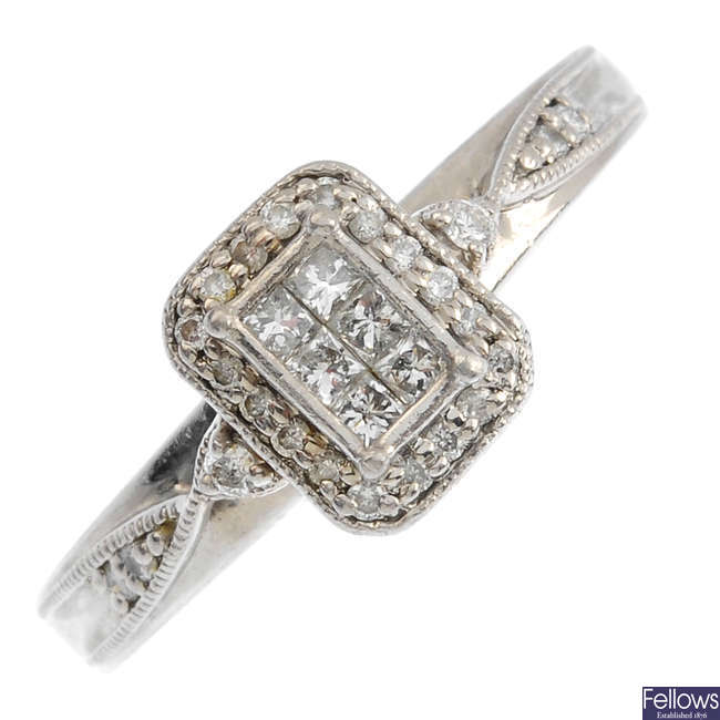 A palladium diamond ring.