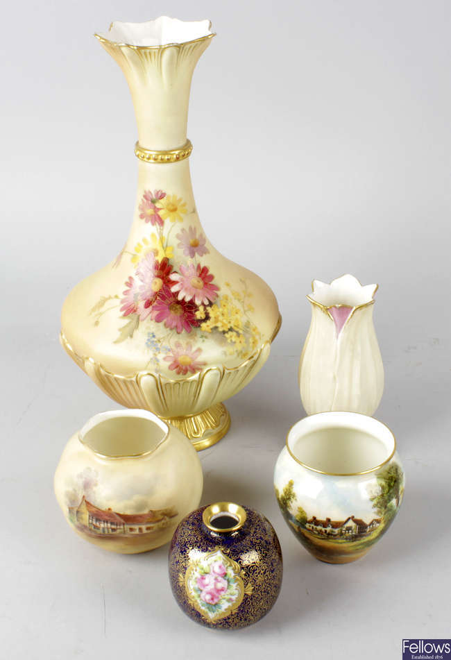Four assorted Worcester porcelain vases