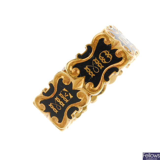 An early Victorian 18ct gold enamel memorial ring.