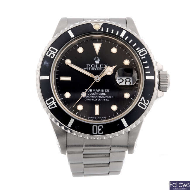 ROLEX - a gentleman's stainless steel Oyster Perpetual Date Submariner bracelet watch.