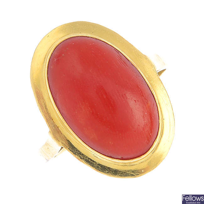 A coral ring.