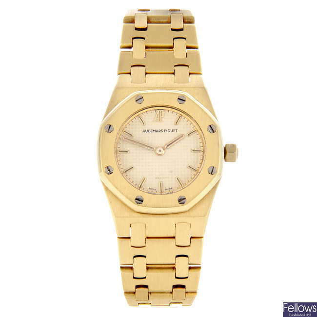 AUDEMARS PIGUET - a lady's 18ct yellow gold Royal Oak bracelet watch.