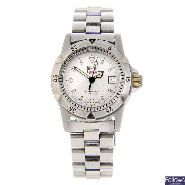 TAG HEUER - a lady's stainless steel 1500 Series bracelet watch.