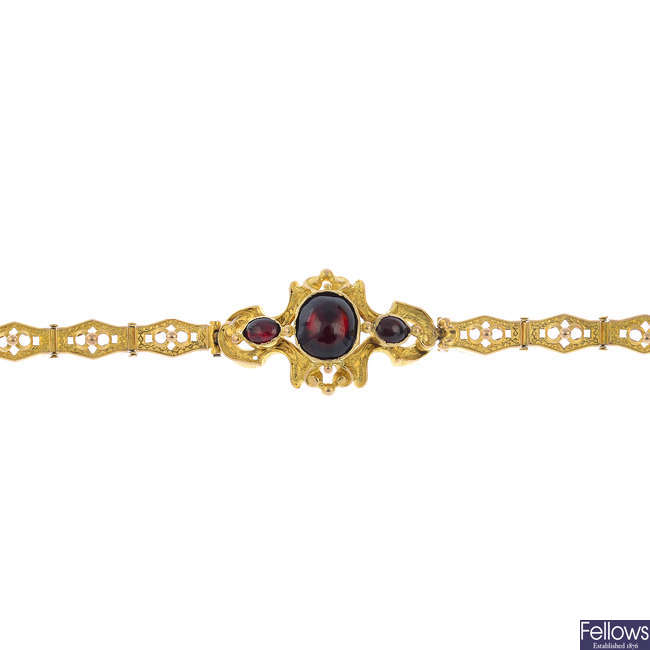 A mid Victorian 18ct gold garnet bracelet.