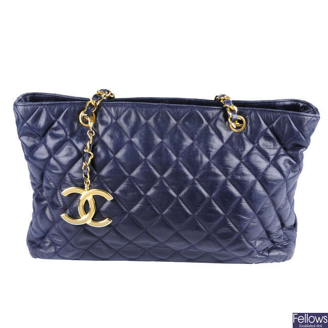 CHANEL - a vintage quilted leather handbag.
