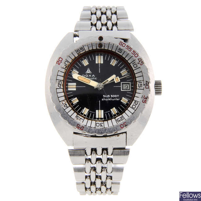 DOXA - a gentleman's stainless steel Sub 300T Sharkhunter bracelet watch.