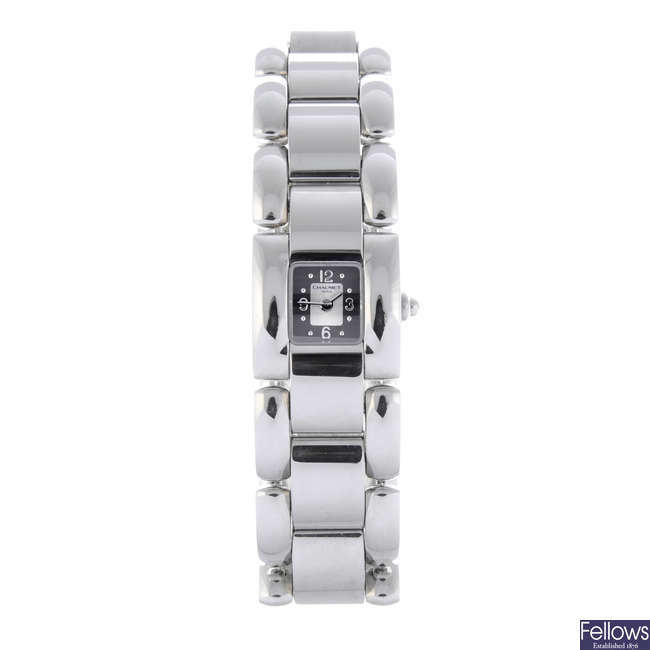 CHAUMET - a lady's stainless steel Milhewi bracelet watch.