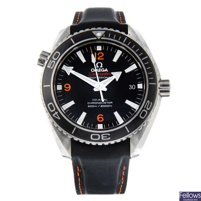 OMEGA - a gentleman's stainless steel Seamaster Professional Planet Ocean 600M Co-Axial wrist watch.