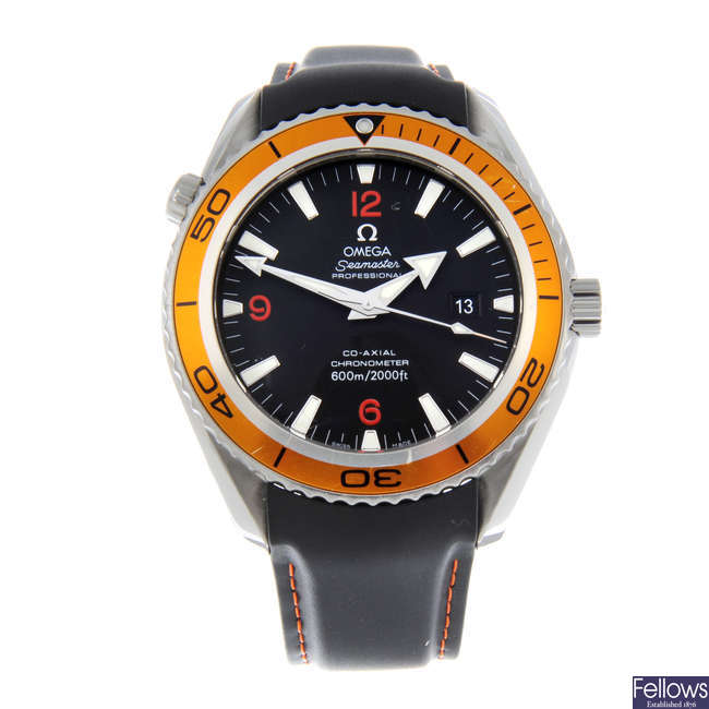 OMEGA - a gentleman's stainless steel Seamaster Professional 600M Co-Axial wrist watch.