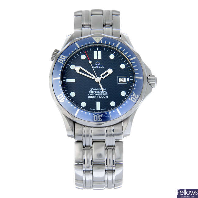 OMEGA -  a stainless steel Seamaster Professional 300M bracelet watch, 41mm.