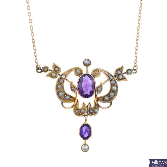 Edwardian 9ct gold amethyst & split pearl pendant necklace
