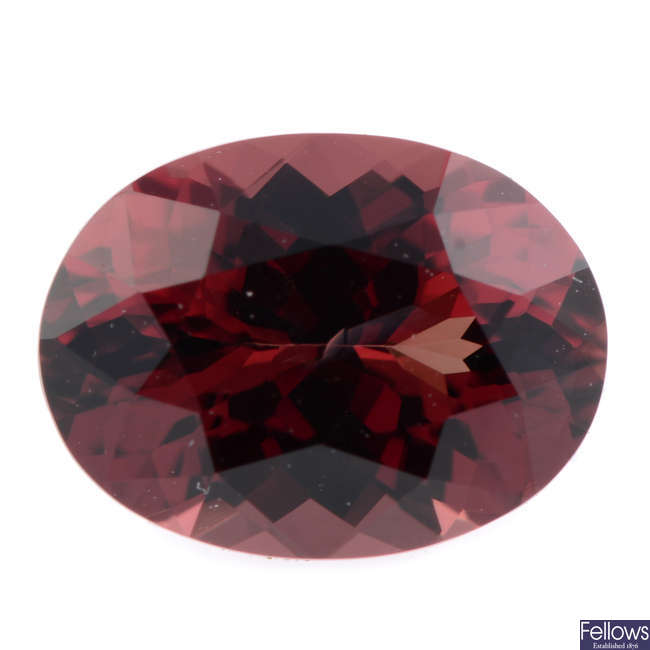 Oval-shape red spinel, 0.87ct