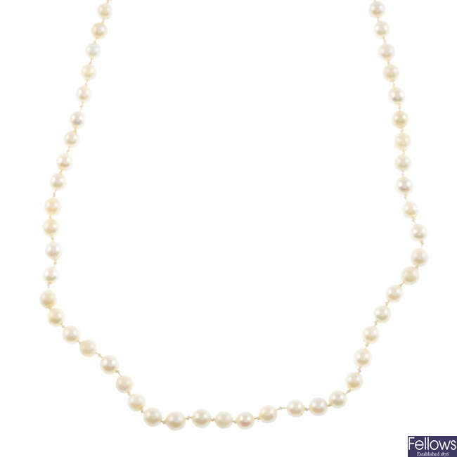 Cultured pearl necklace, with coral clasp