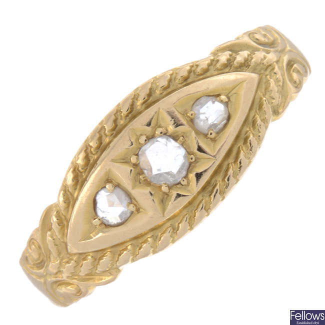 Victorian 18ct gold diamond ring