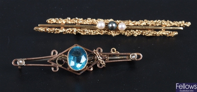 9ct gold oval blue paste set fancy bar brooch and