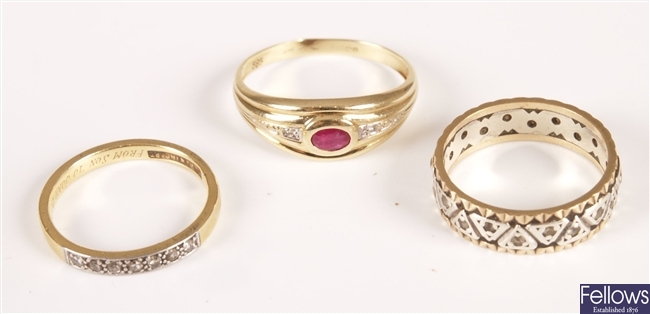 Three rings, to include a 18ct gold and platinum