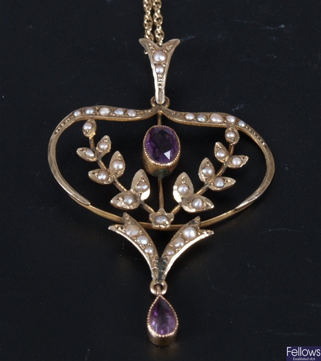 9ct gold amethyst and seed pearl set pendant in