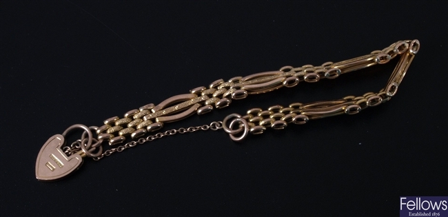 Late Victorian 9ct rose gold part textured link