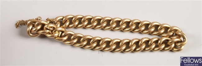 15ct gold hollow curb link bracelet of 14.3gms.