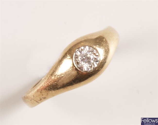 9ct gold single stone diamond gentleman's ring