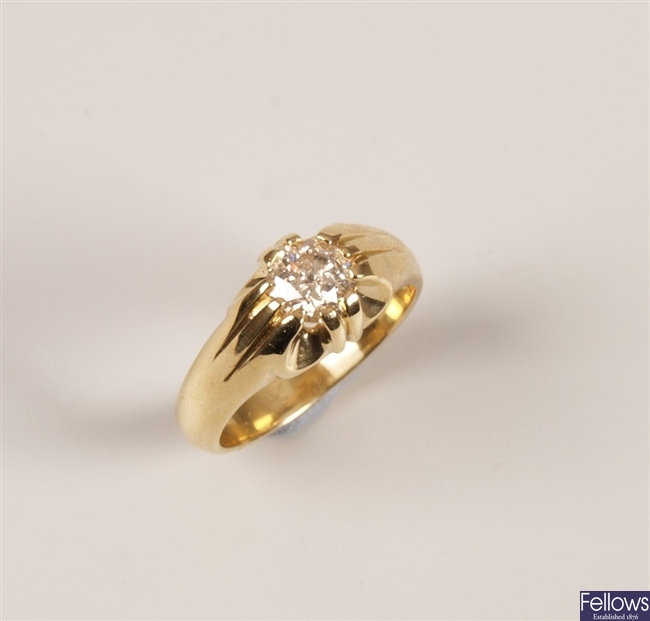 18ct gold gentlmans single stone diamond ring set