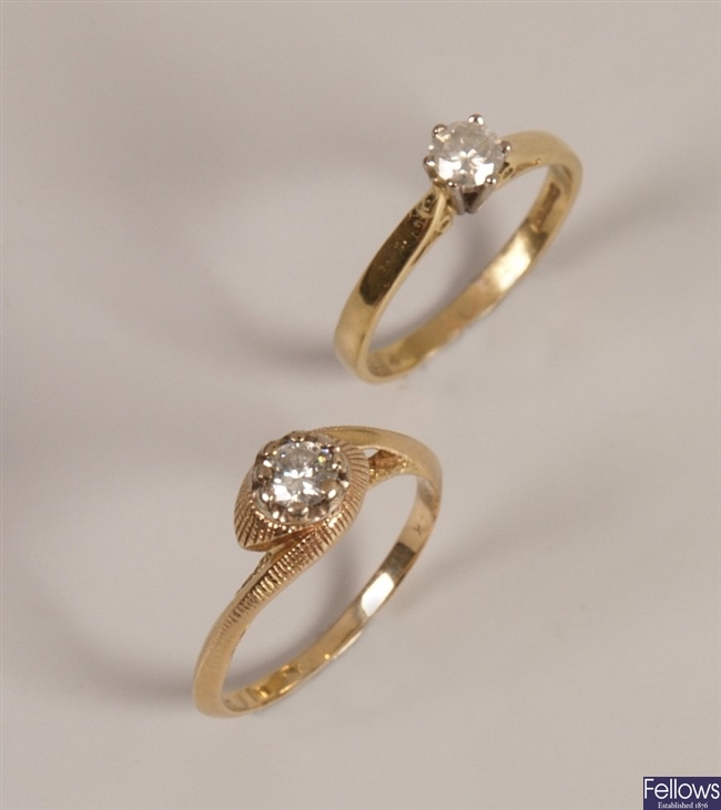 Two rings to include an 18ct gold single stone