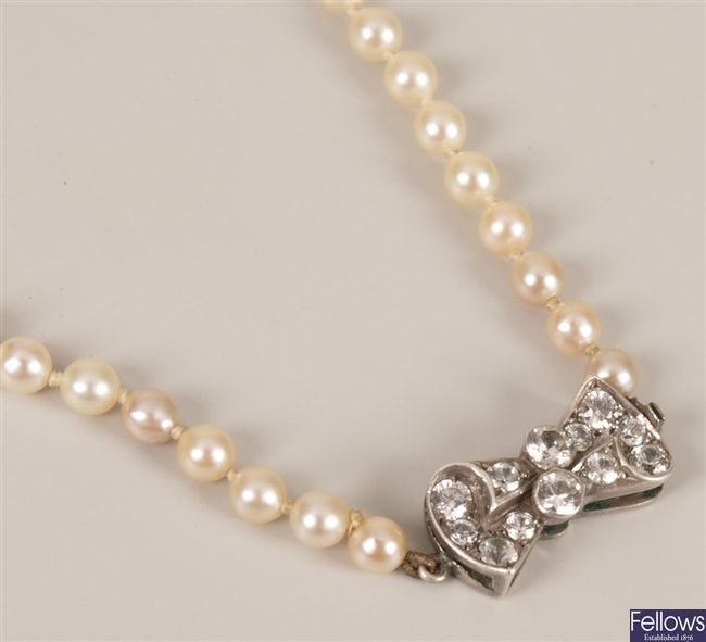A single row of graduated cultured pearls with