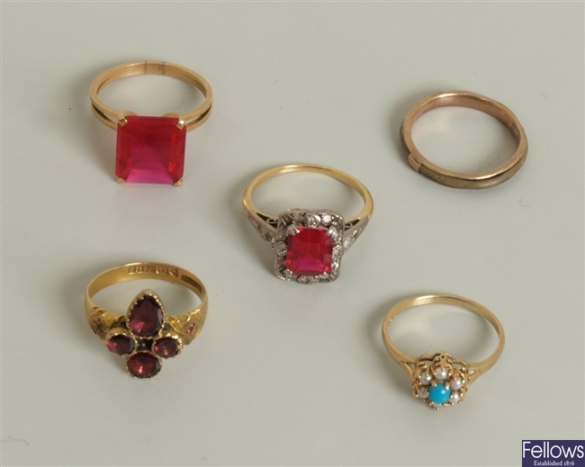 Five rings, to include a 9ct gold turquoise and