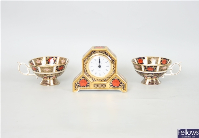 A collection of various Royal Crown Derby 'Old