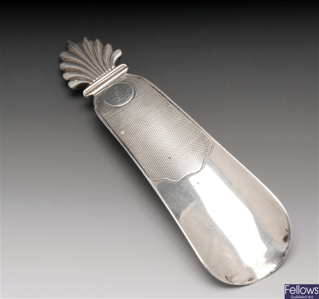 William IV silver shoe horn