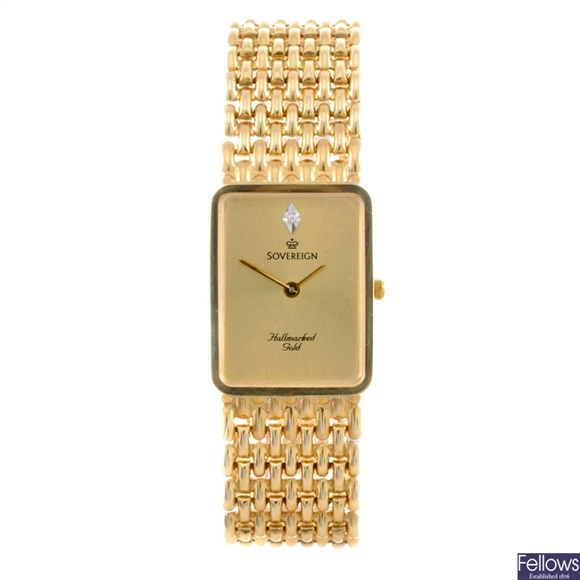(412018384) A 9ct gold quartz lady's Sovereign bracelet watch.
