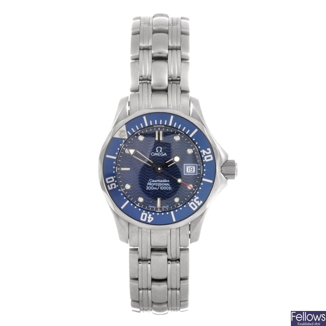 A stainless steel quartz lady's Omega Seamaster bracelet watch