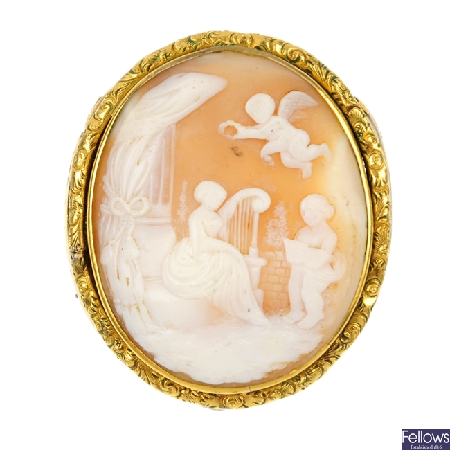 Two shell cameo brooches.