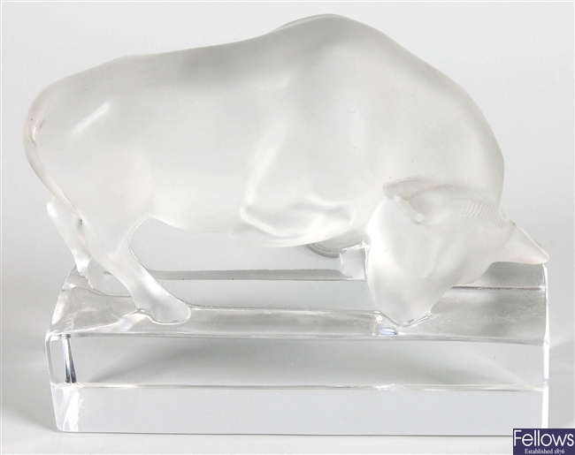 A modern Lalique crystal bull