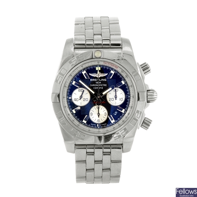 A stainless steel automatic gentleman's Breitling bracelet watch.
