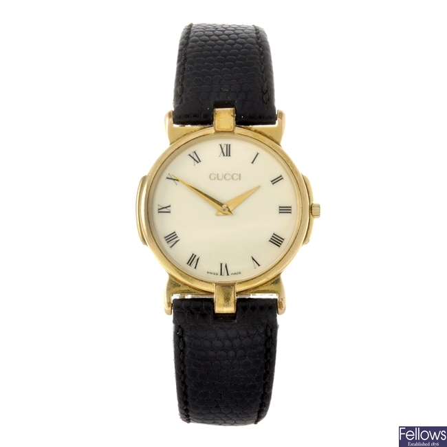 A gold plated quartz gentleman's Gucci wrist watch.