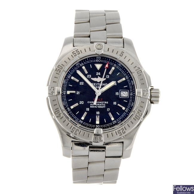 A stainless steel automatic gentleman's Breitling Colt bracelet watch.