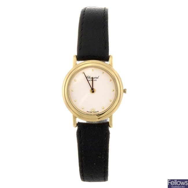 An 18k gold quartz lady's Chopard wrist watch.