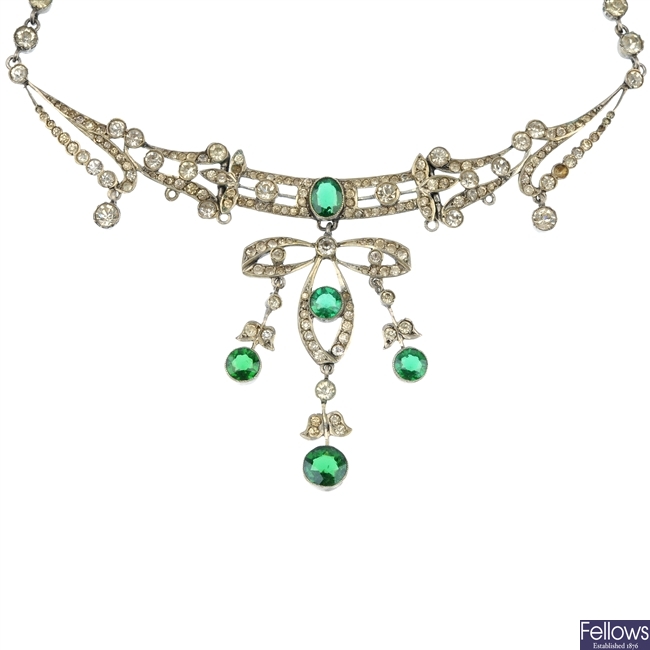 An early 20th century paste necklace.