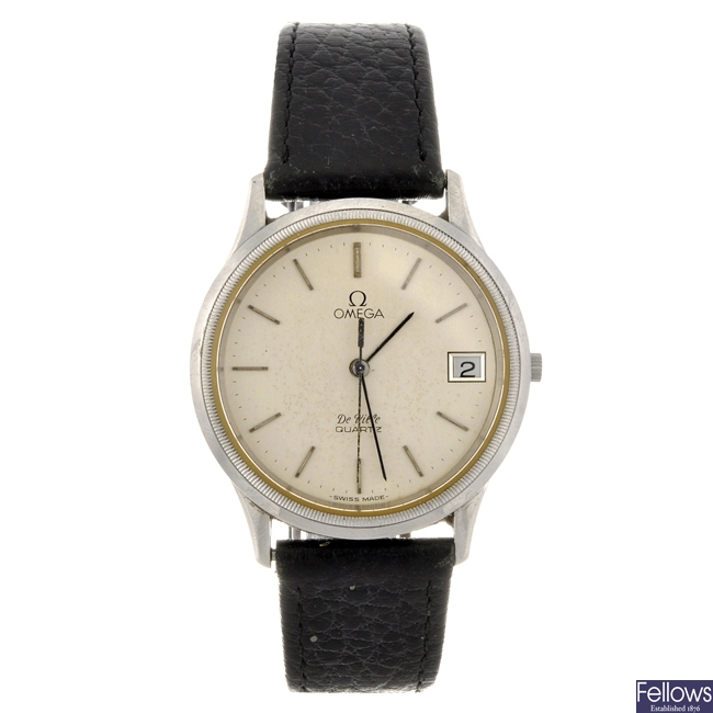 A stainless steel quartz gentleman's Omega De Ville wrist watch.