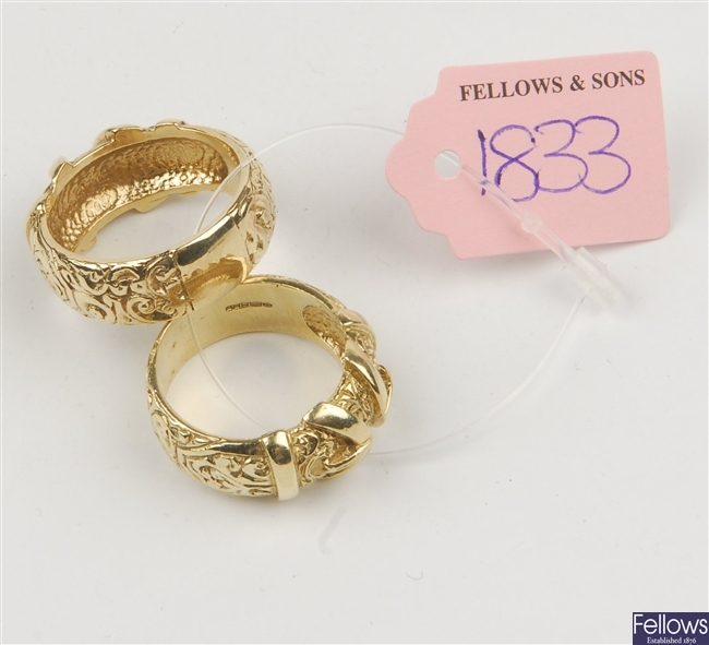 (307087451) two assorted rings