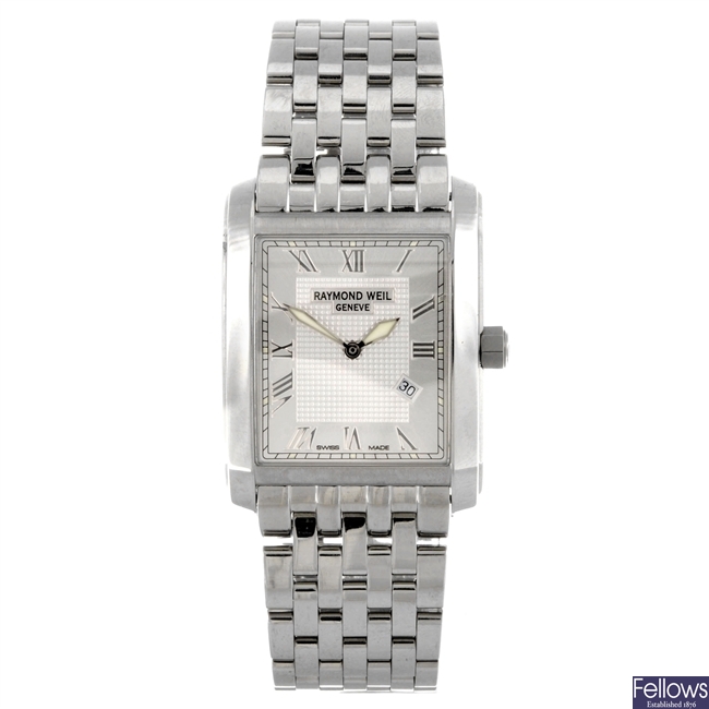 A stainless steel quartz gentleman's Raymond Weil bracelet watch.