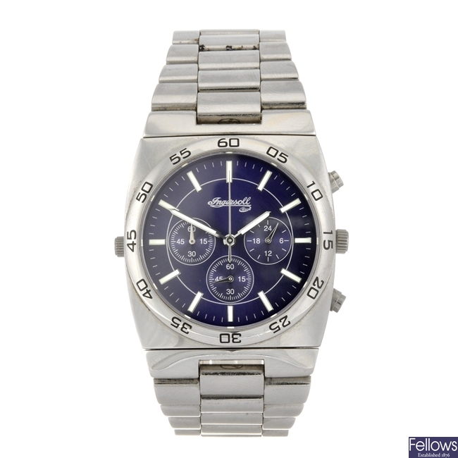 (207293992) A stainless steel quartz gentleman's Ingersoll reversible bracelet watch.