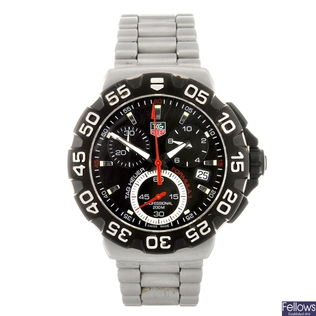 (304286308) A stainless steel quartz chronograph gentleman's Tag Heuer Formula 1 bracelet watch.