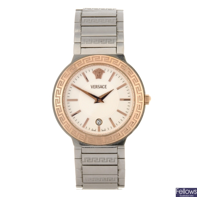 (304287455) A stainless steel quartz gentleman's Versace bracelet watch.