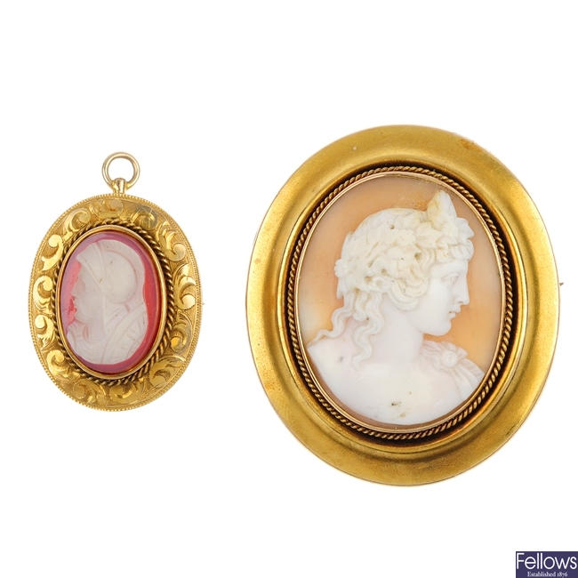 Two cameo brooches.